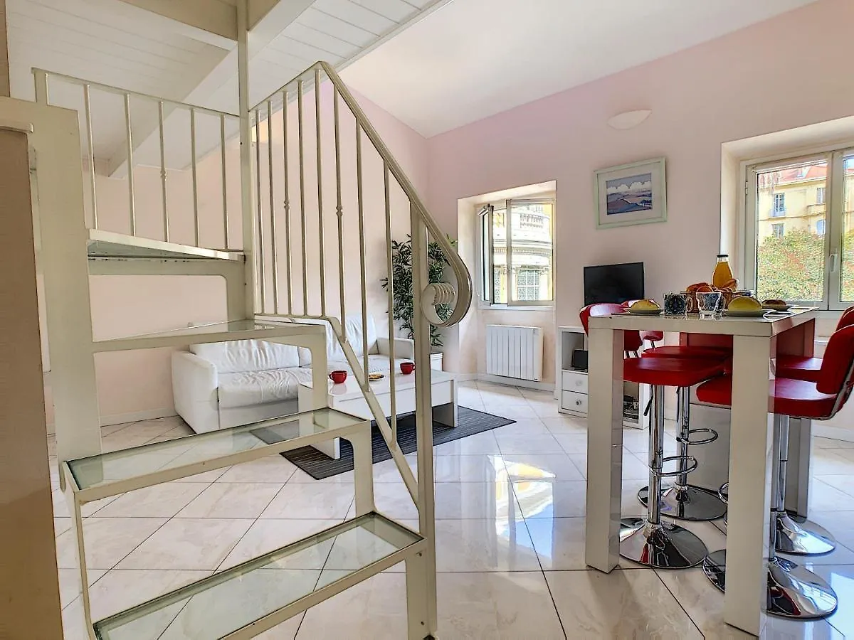 Nestor&Jeeves - Le Duplex - Central - Very Close Sea Nice